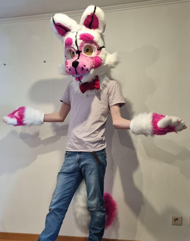 Funtime Foxy cosplay